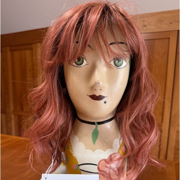 René of Paris Breezy Wavez wig in dusty rose - Picture 5 of 10